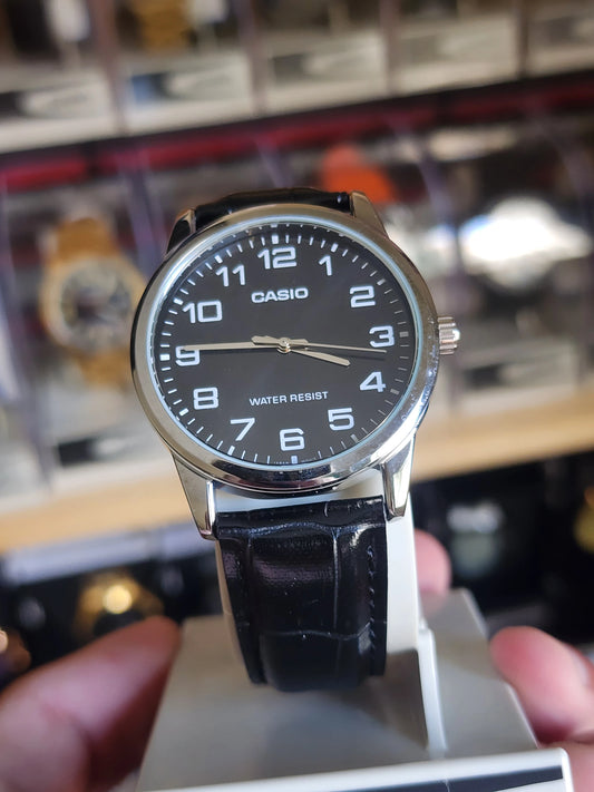 Casio black leather mtp v001l