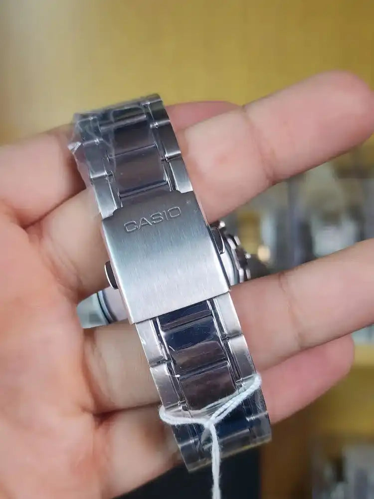 Casio mtp 1374 white eyes