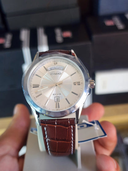 Casio vintage mtp 1381 L