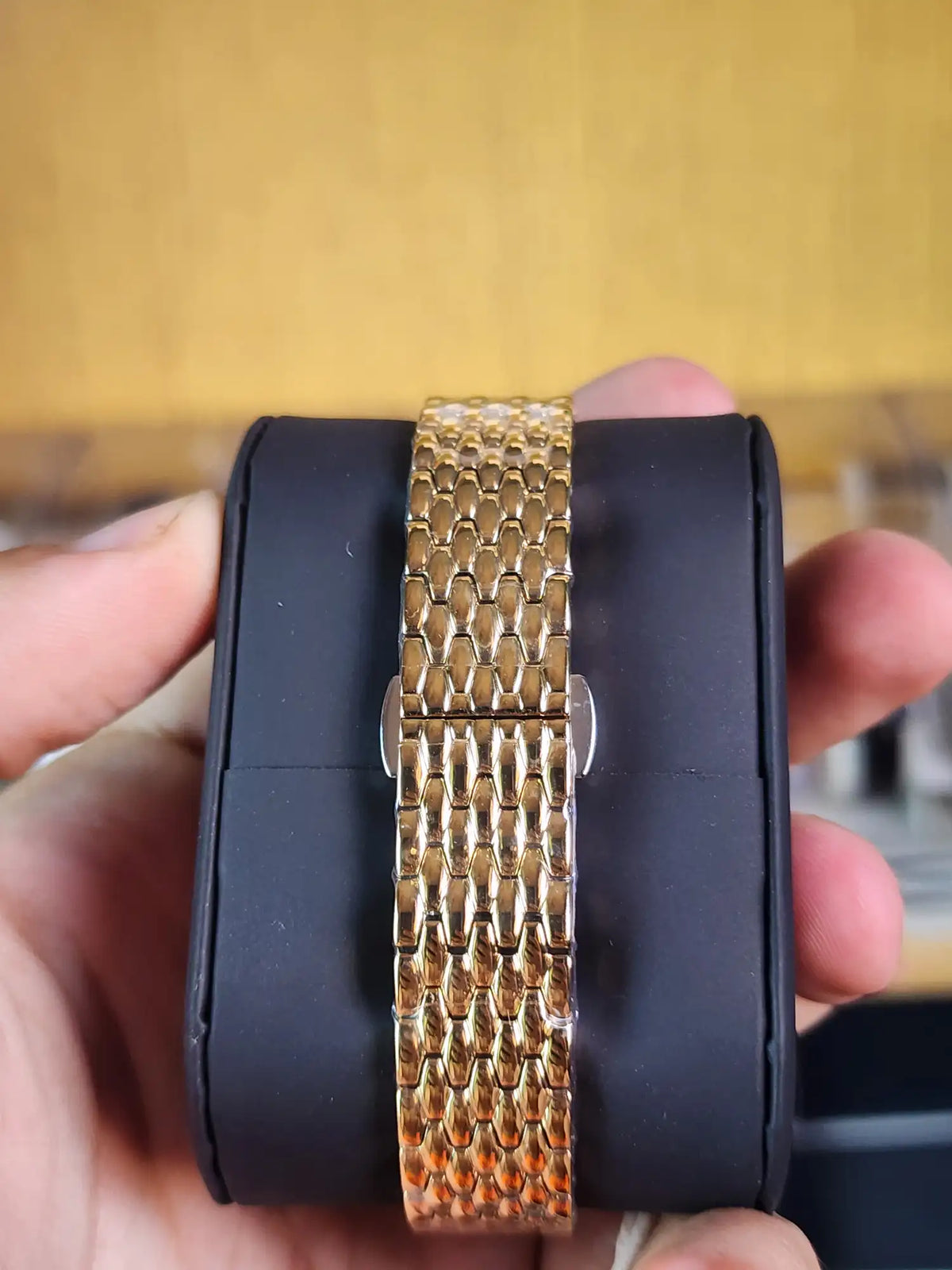 Palesce women rectangular full gold