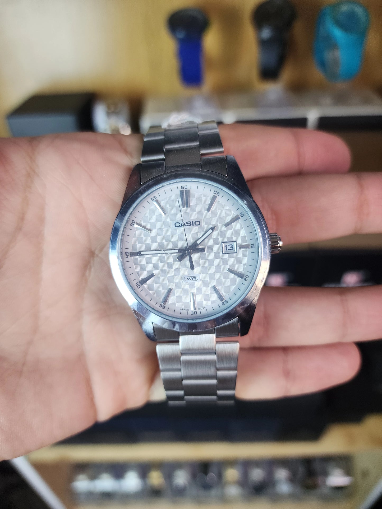Casio mtp VD03 white chess
