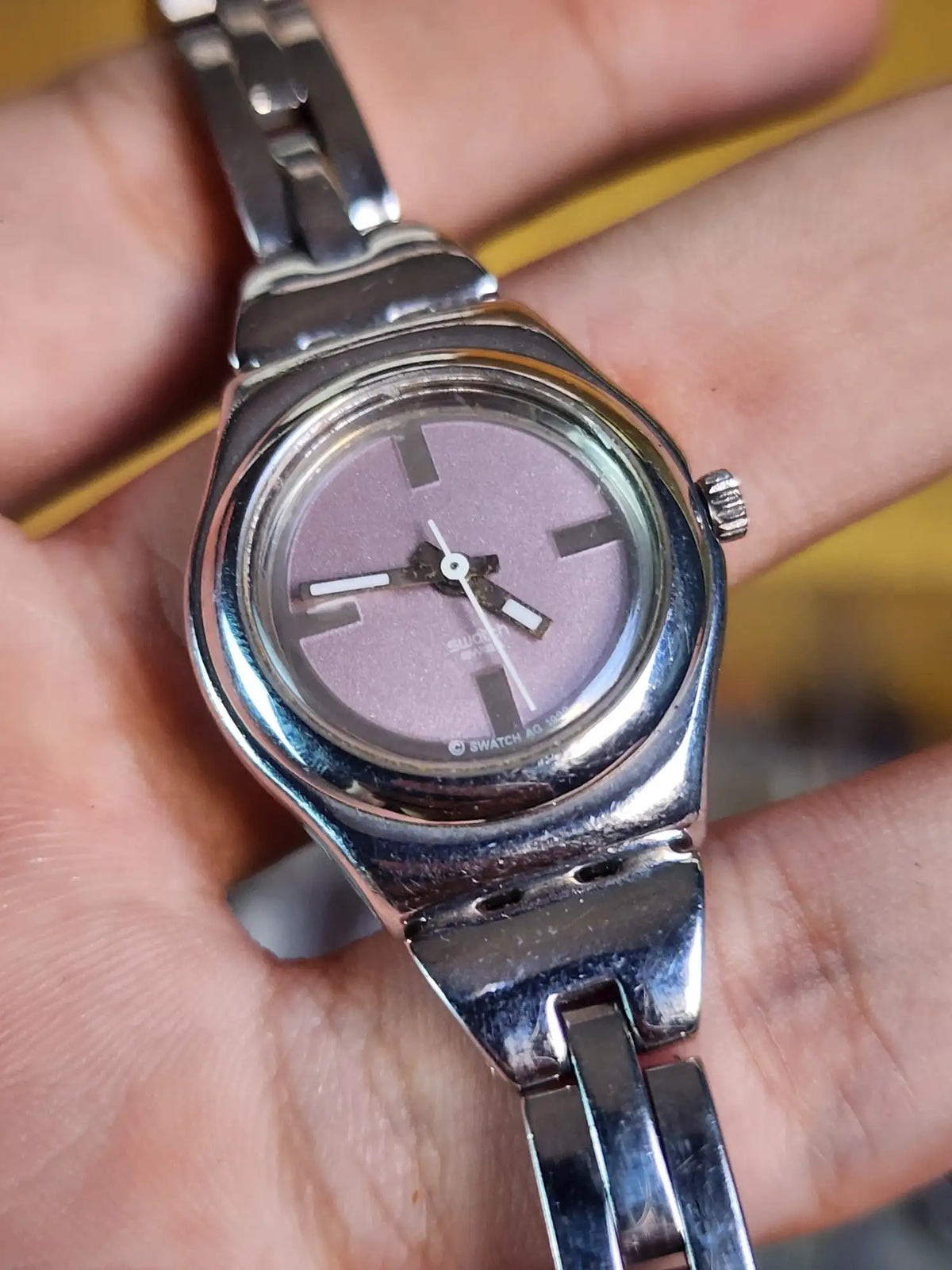 Swatch women pink dial