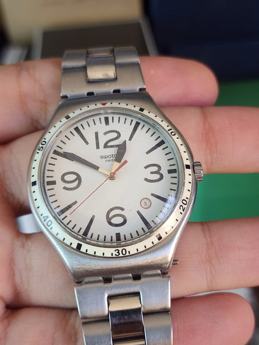 Swatch large vintage white numbers
