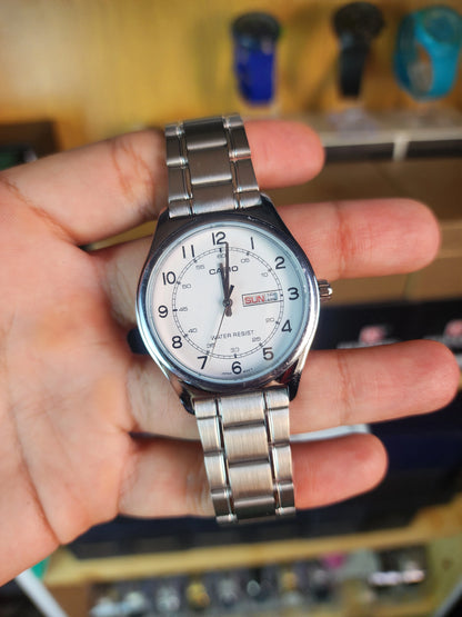 Casio original mtp v006 white dial