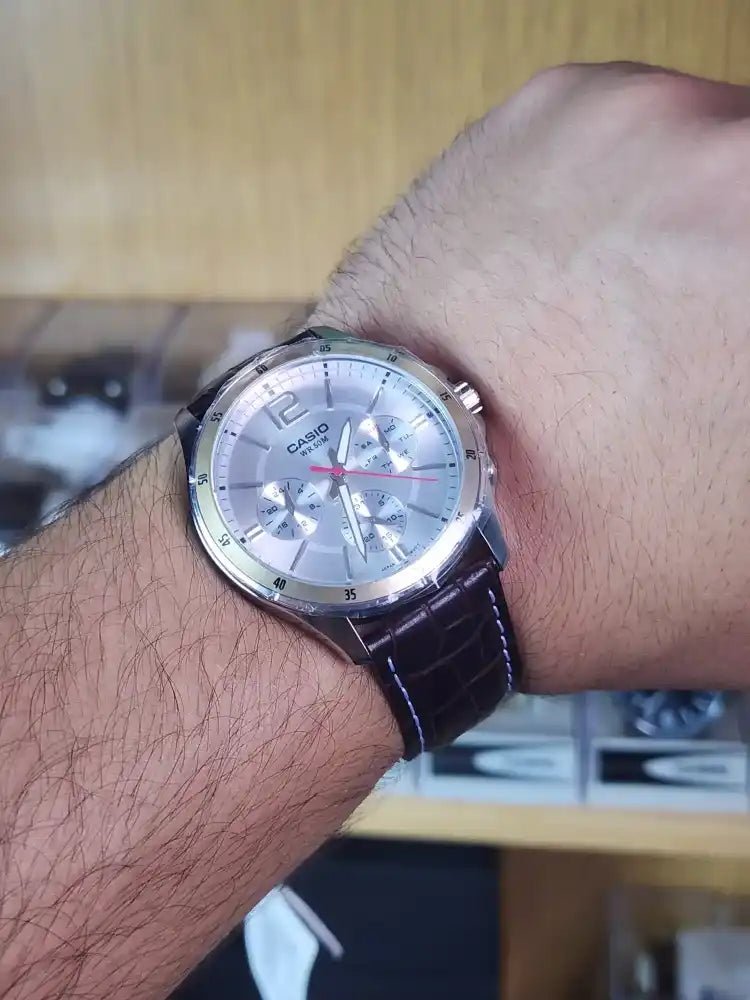 Casio mtp 1374l brown leather vintage