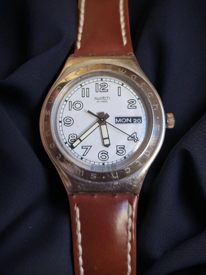 Swatch brown bracelet YS