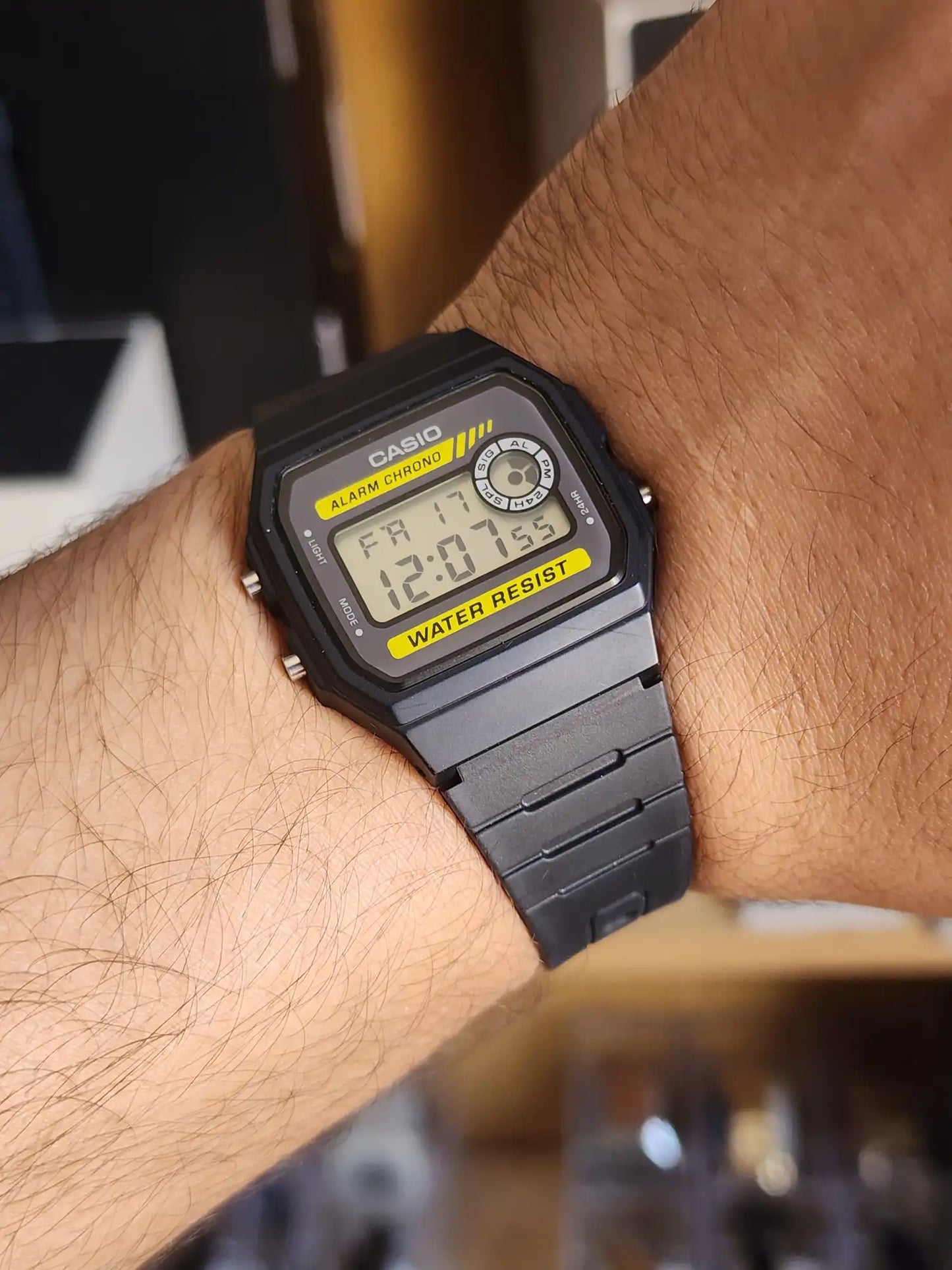 Casio F94