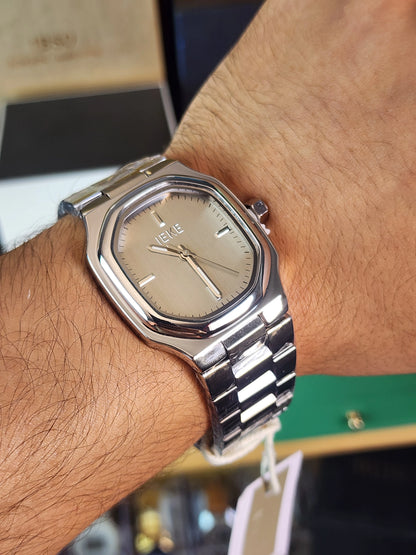 Ieke light beige 2026