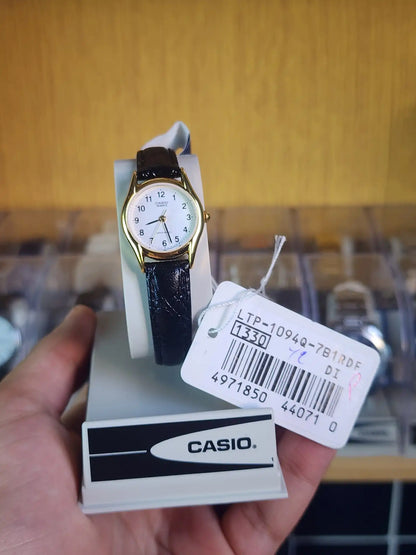 Casio women vintage LTP 1094Q