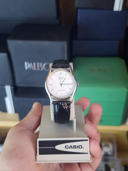 Casio MTP 1094 vintage
